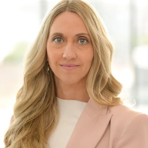 Photo of Tara J. Rick