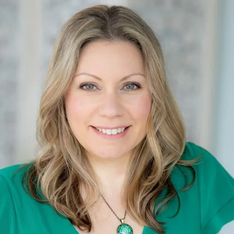 Photo of Amanda Tracy