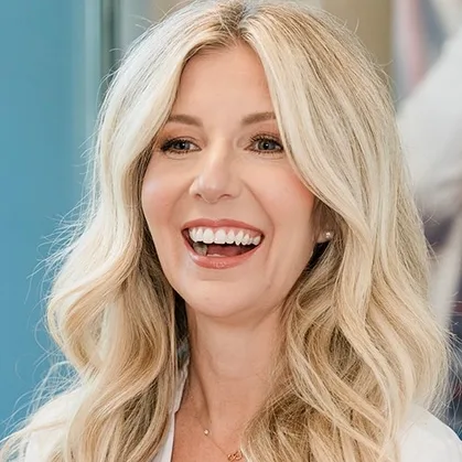 Photo of Kara Szczomak
