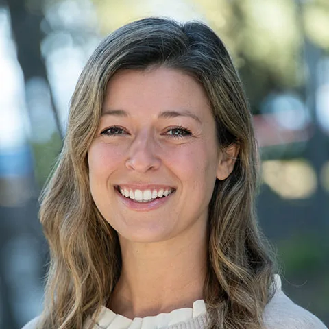 Photo of Zoe Feld