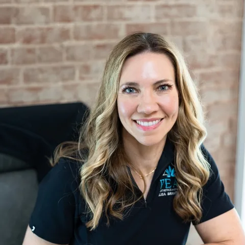 Photo of Elisa Brantly