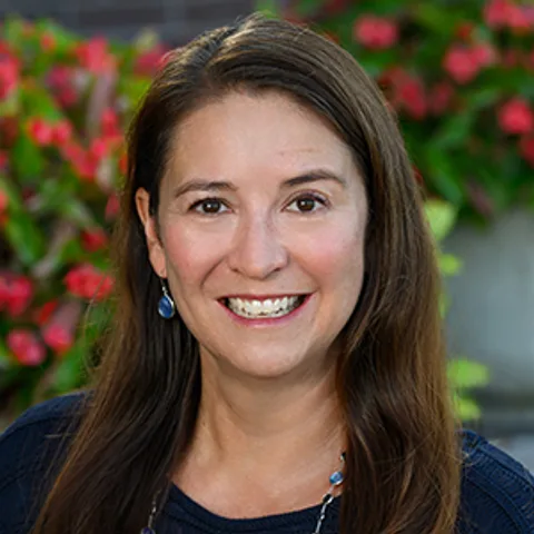 Photo of Jennifer Priddy