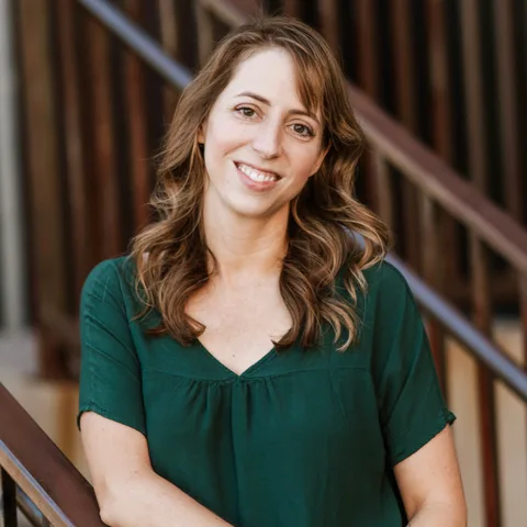 Photo of Stephanie Traver