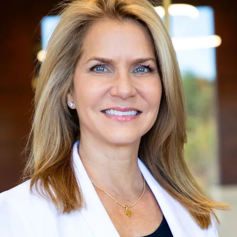 Photo of Edith Kavouklis
