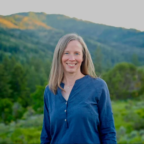 Photo of Jennifer Miesch