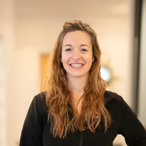 Photo of Allison Gray