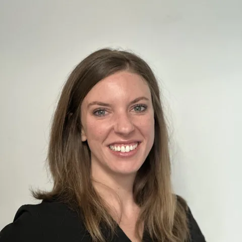 Photo of Lindsay Lyall